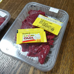 山崎精肉店 - 山崎精肉店　馬刺し