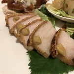 施記 - 皮付ヤキブタ