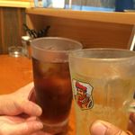 カスヤ - H.30.10.2.夜 ハイボール 410円税込 vs ウーロン茶 324円税込 de 乾杯♪