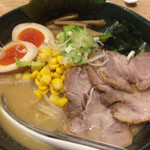 味八 - 豪快味噌ラーメン 1030円