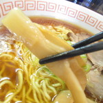 ラーメン ふくや - 醤油ラーメン５００円のメンマのアップ【２０１８年１０月】