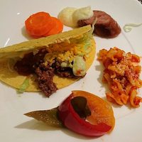 ロビーラウンジ 「マーブルラウンジ」 ヒルトン東京 - Hilton TOKYO マーブルラウンジ ＠西新宿 3皿目 手作りタコスなど
