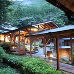 Furuyu Onsen Onkuri - 浴場は離れにあって、景観も良く素晴らしいです。