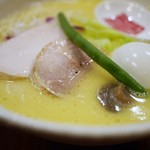 Ramenkamuro - 味玉鶏白湯らぁめん