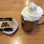 マサキ珈琲 - ウインナーアイスコーヒー 450円