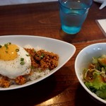 キッチンと海・・・ - 鶏ひき肉と野菜の和風キーマカレー