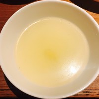 四川料理 龍の子 - 繊細なスープ
