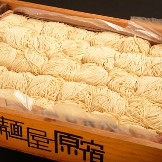 ★Proudly thin noodles that go well with the noodles ♪ A supreme noodle that goes well with the soup ♪