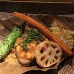 大どころ - だるま鯛は厚みもありボリューミー。肉味噌と共に頂くと美味しい