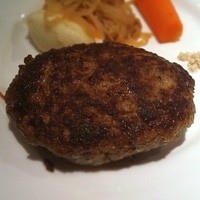 ニューオークラ - 特製ハンバーグ ラージ200g