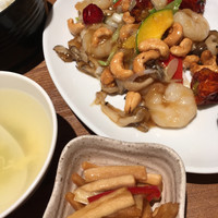 四川料理 龍の子 - カシューナッツと海老の炒め物