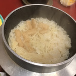 湯本柏屋 - アサリが入った釜飯！