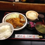 とんかつ 三条 - チキンカツ定食と大根おろし