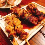 Yakitori Hoppiminami - 室蘭焼きタレ かわタレ