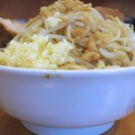 ラーメン荘 歴史を刻め - ラーメン（そのまま）＋ニンニクアブラ