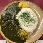 上等カレー - ナディームさんのまかないカレー「サーグチキンカレー」1,180円