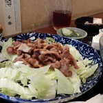 夢や - 「揚げ豚の辛味和え」