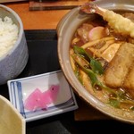 おぎ野 - 味噌煮込み定食。大海老天ぷらと玉子入り