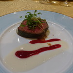 トゥ・ラ・ジョア - 短角牛の昆布巻き