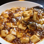 Chaina Dainingu Taikei - 当店大人気！コラーゲンたっぷりの肉みそを熟成させた麻婆豆腐　辛さ無しも出来ます。