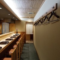 悠々 - 店内