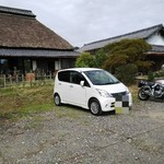 槇山 結 - 駐車場の様子です