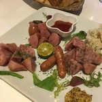 羅針盤 - あぐーソーセージ盛合せ