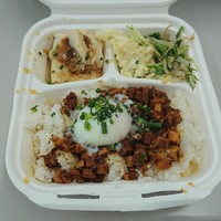 トゥーランドット 臥龍居  - 弁当 主菜２品（800円）
