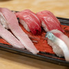 魚がし寿司 - 料理写真:2018.10 天然ぶり（1貫200円）、大とろ（1貫250円）、生サバ（1貫130円）