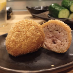 肉山 - 肉汁あふれるメンチカツ