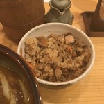 うどん処 硯家 - H30.10　炊き込みご飯（ランチサイズ）