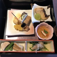 日月火 銀座店 - 【壱の膳】
                2018/10/08(日)訪問
