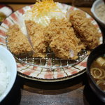 Atsugiri Tonkatsu Yoshihei - 熟成ひれかつ膳