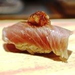 鮓 きずな - 北海道天然鰤+辛み大根