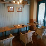 ポワール - イートインスペース