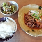 三の蔵 - 本日のランチ限定10食　チキンカツとハッシュドビーフ　850円（税込）