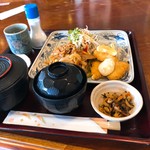 Bon - 料理写真:ビジネスセット(920円税込)だと思います