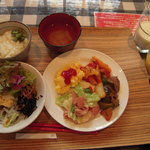 ホテルリソルトリニティ金沢 - 朝食の一例