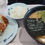 山小屋 - 小峠ラーメン、餃子セット