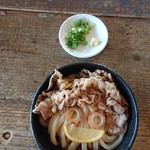 カマ喜ri - 肉ぶっかけ(冷･小)