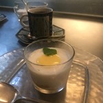フレンチレストラン 洋食屋 - デザートとコーヒー