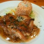 チャヤ ジャルディーノ シロヤマ - GIARDINO SHIROYAMA 若鶏のモモ肉ローストハニーマスタードソース.JPG