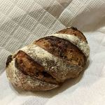 パンやきどころ RIKI - ポワールカシスオランジェ ¥280+税