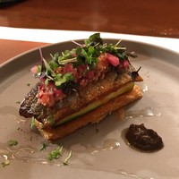 レストラン ラリューム - 新秋刀魚・ズッキーニ・トマトのタルト　肝のコンディモンと酢橘の香りで