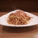 餃子と唐揚げの美味しいお店 肉玉屋 - 自家製焼きそば