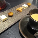 94262147 - 飲み物と自家製小菓子