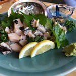 まるは食堂旅館 - 