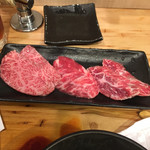 立喰い焼肉 治郎丸 - 