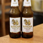 酒とタイ料理 ピッサヌローク - シンハービール