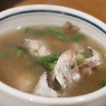 酒とタイ料理 ピッサヌローク - ゲーンリムプラー（タイ南部魚のすっぱいスープカレー赤ムツ入り）